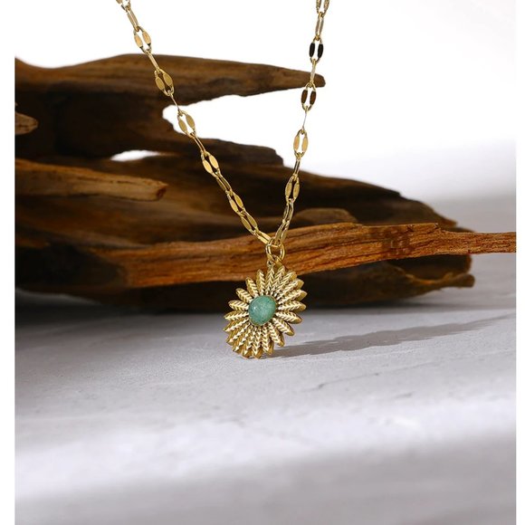 New 18K Gold Plated Sunflower Natural Stone Necklace - Picture 7 of 7